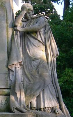 Jean Boucher : Monument  Ludovic Trarieux