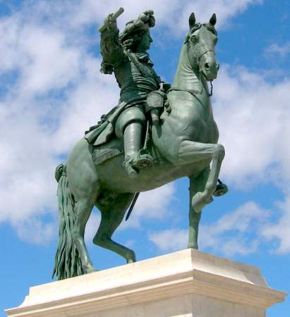 Louis Petitot : Statue équestre de Louis XIV
